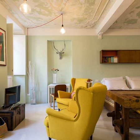 Duomo Luxury Suite - By Myhomeinコモ エクステリア 写真